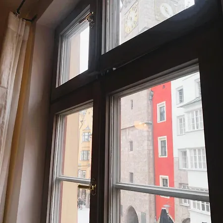 Center Golden Roof 4 Апартаменты